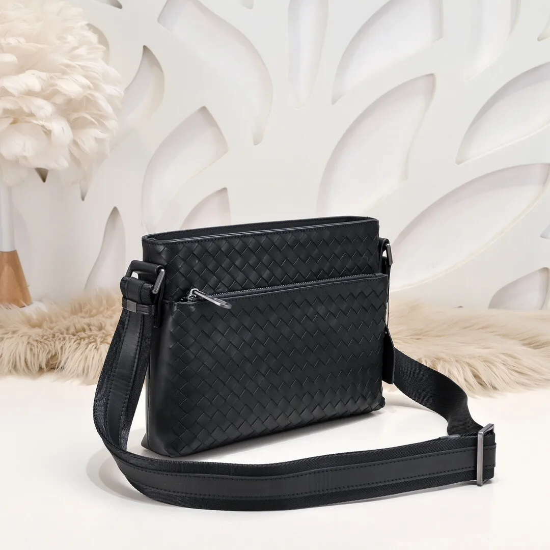 All categories 💚 Top version men’s bags 💚 BV 2024 new BV crossbody bag